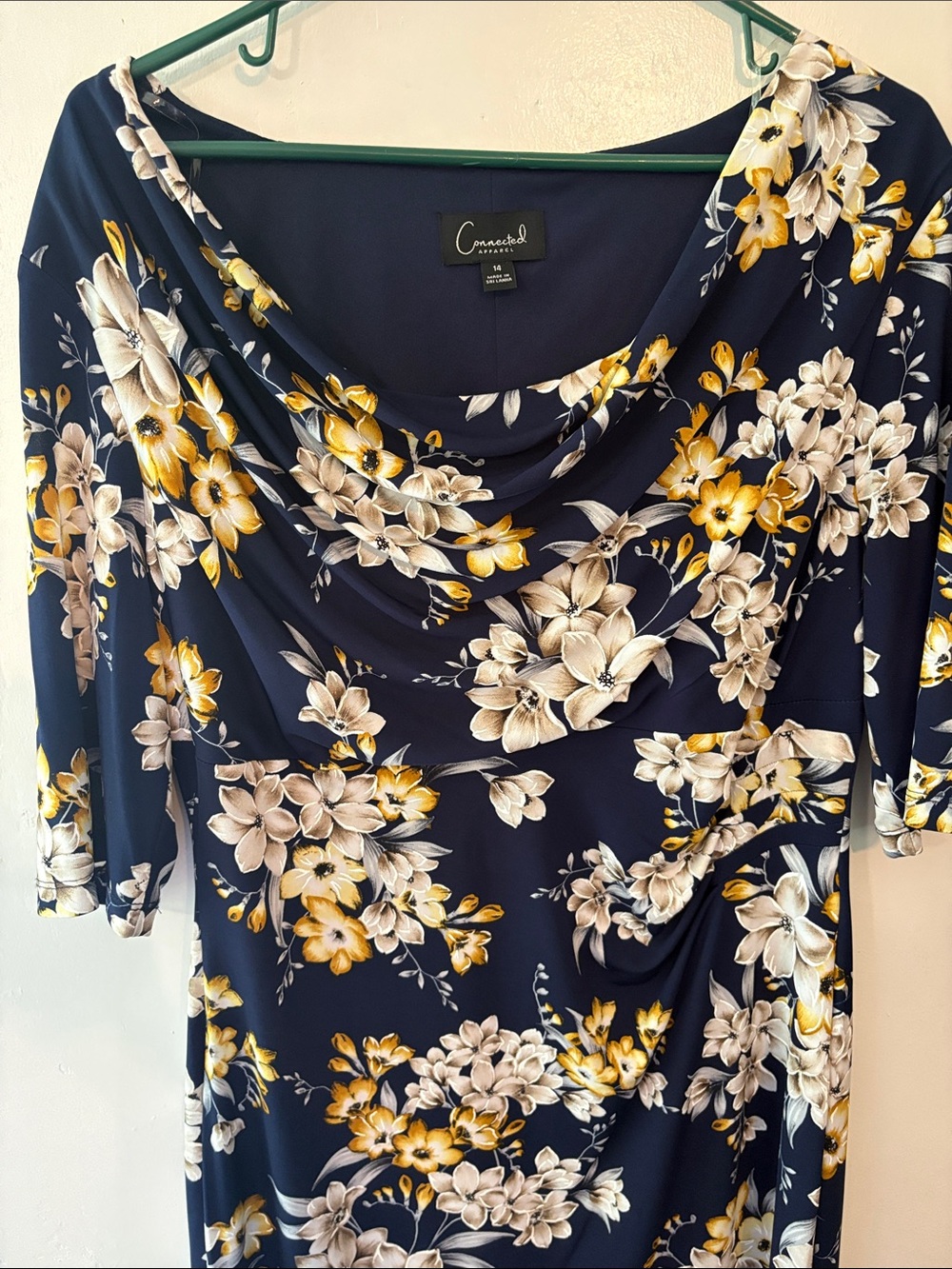 connected apparel Navy Floral Midi Dress with Yellow & White Blooms Size 14 - Picture 7 of 9